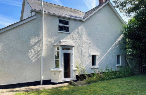 Denbigh Cottage | 3 bedroom accommodation in Colwyn Bay
