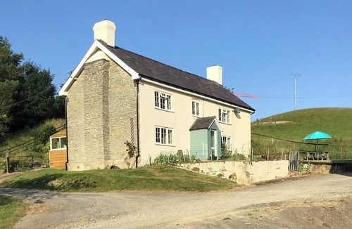 Tirabad Cottage | 3 bedroom accommodation in Lower Farm