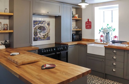 Newborough Cottage | 3 bedroom accommodation in Newborough