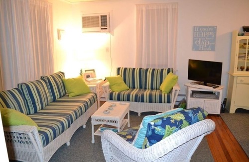 Beach Haven Cottage | 3 bedroom accommodation in Beach Haven