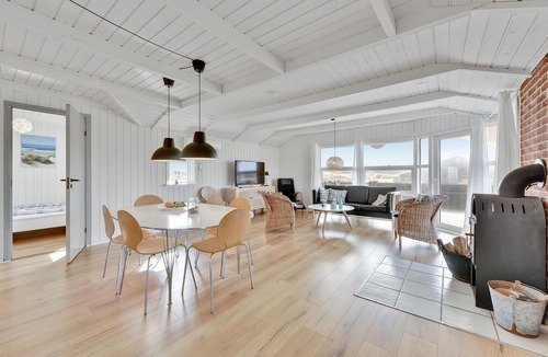 Houvig Strand House | 3 bedroom accommodation in Ringkøbing