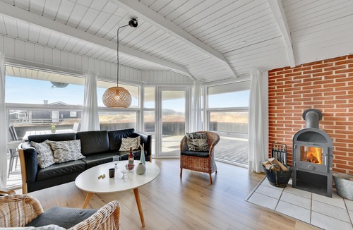 Houvig Strand House | 3 bedroom accommodation in Ringkøbing