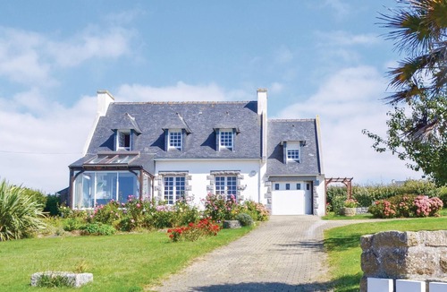 Plomodiern House | 3 bedroom accommodation in Plomodiern