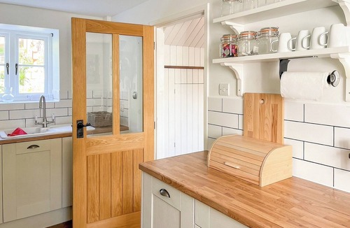 Newport Cottage | 3 bedroom accommodation in Calbourne