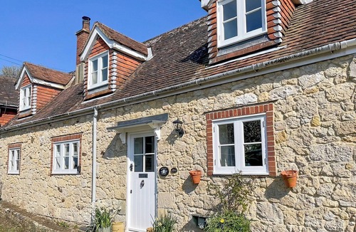 Newport Cottage | 3 bedroom accommodation in Calbourne