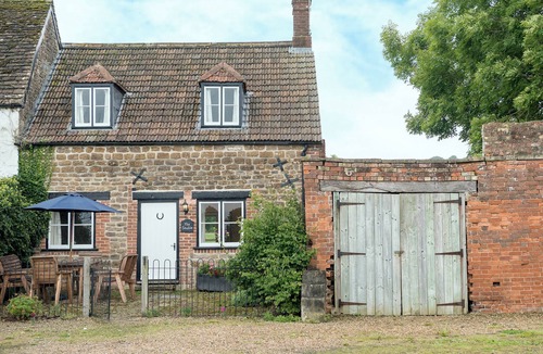 Christian Malford Cottage | 3 bedroom accommodation in Foxham, near Chippenham