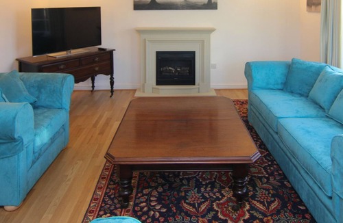 Crewkerne Cottage | 3 bedroom accommodation in Crewkerne