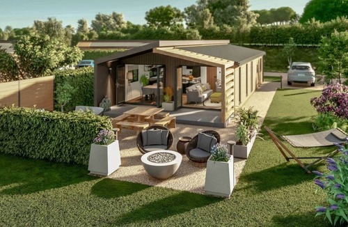 Ellesmere Cabin | 3 bedroom accommodation in Ellesmere