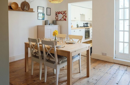 Freshwater Cottage | 3 bedroom accommodation in Middleton, Freshwater