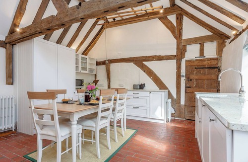 Lingfield Cottage | 3 bedroom accommodation in Lingfield