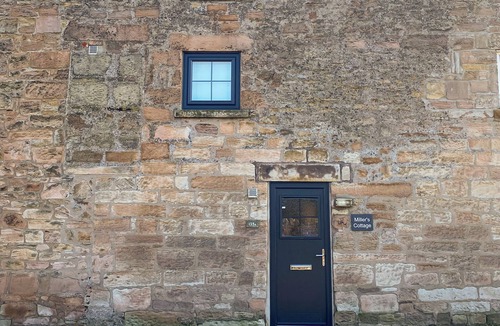 North Sunderland Cottage | 3 bedroom accommodation in Seahouses