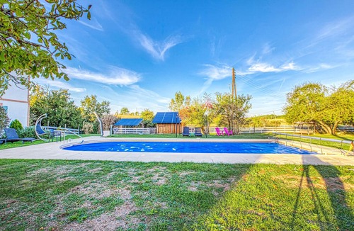 Rabastens House | 3 bedroom accommodation in Rabastens