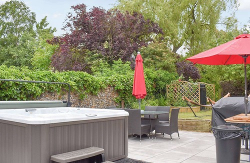 Beck Row Cottage | 3 bedroom accommodation in Beck Row