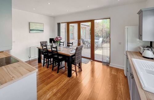 Montrose Cottage | 3 bedroom accommodation in Montrose