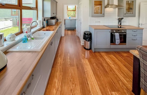 Montrose Cottage | 3 bedroom accommodation in Montrose