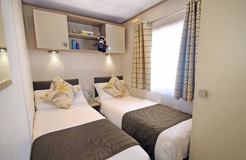 Ringwood House | 3 bedroom accommodation in St. Leonards, Ringwood