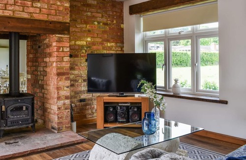 Canford Magna Cottage | 3 bedroom accommodation in Wimborne
