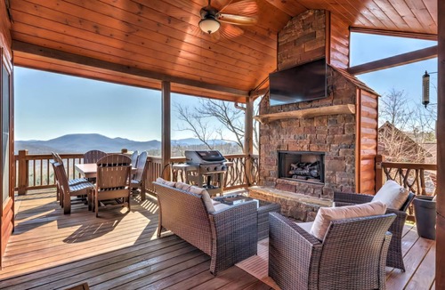 Morganton Cabin | 3 bedroom accommodation in Morganton