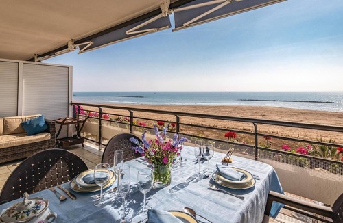 Cubelles Apartment | 3 bedroom accommodation in Cubelles