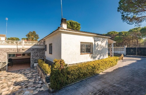 La Goba House | 3 bedroom accommodation in La Goba, Vidreres
