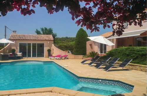 Creissan House | 3 bedroom accommodation in Creissan