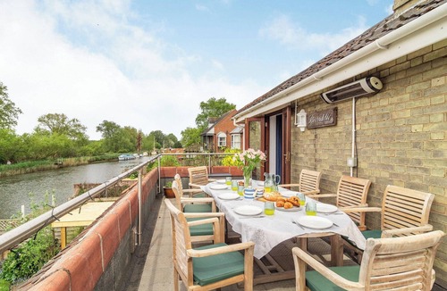 Beccles Cottage | 3 bedroom accommodation in Beccles