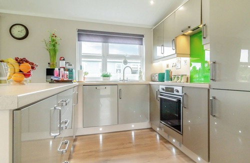 Dereham Ski Chalet | 3 bedroom accommodation in Beetley, Dereham