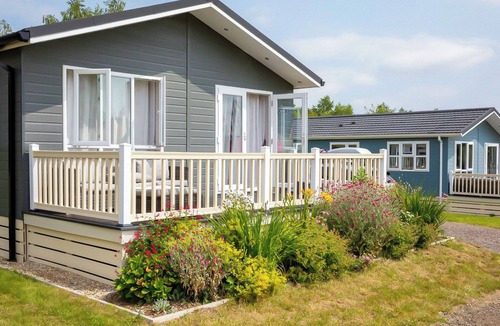 Dereham Ski Chalet | 3 bedroom accommodation in Beetley, Dereham