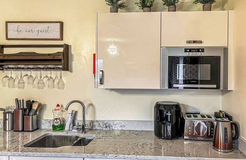 Flaxton Ski Chalet | 3 bedroom accommodation in Flaxton