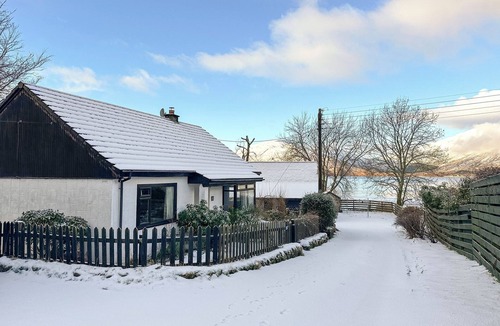 Glenelg Cottage | 3 bedroom accommodation in Glenelg