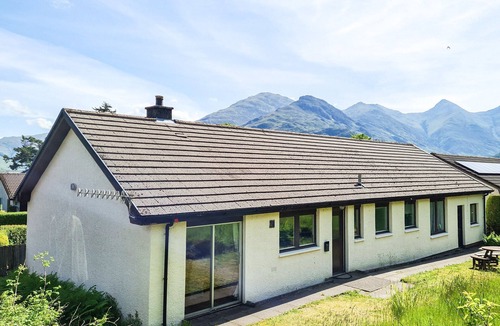 Ratagan Cottage | 3 bedroom accommodation in Ratagan