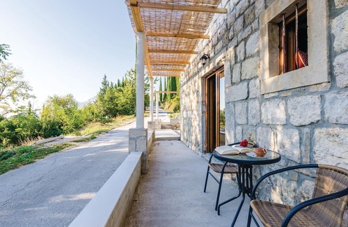 Vodovađa House | 3 bedroom accommodation in Dubravka