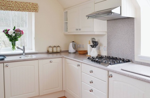 Crieff Cottage | 3 bedroom accommodation in Comrie, near Crieff