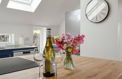 Auchterhouse Cottage | 3 bedroom accommodation in Dundee