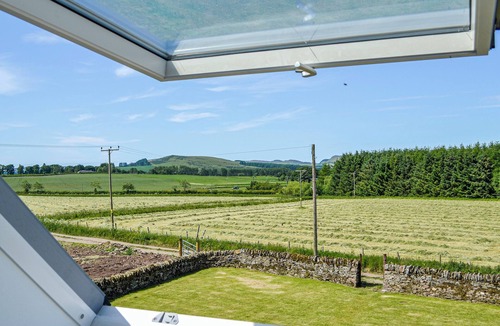 Auchterhouse Cottage | 3 bedroom accommodation in Dundee