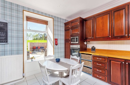 Forres Cottage | 3 bedroom accommodation in Forres