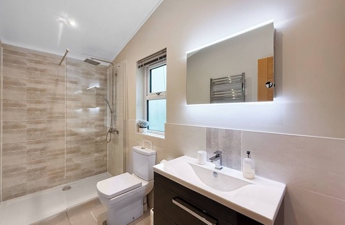 Penally Ski Chalet | 3 bedroom accommodation in Tenby