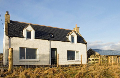 Thurso Cottage | 3 bedroom accommodation in Armadale, near Bettyhill