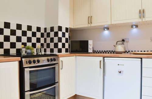 West Cliff Cottage | 3 bedroom accommodation in Whitby