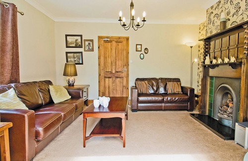 West Cliff Cottage | 3 bedroom accommodation in Whitby