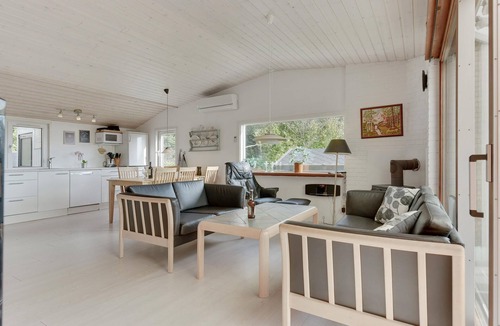 Hejlsminde Strand House | 3 bedroom accommodation in Hejls