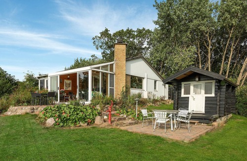 Hejlsminde Strand House | 3 bedroom accommodation in Hejls