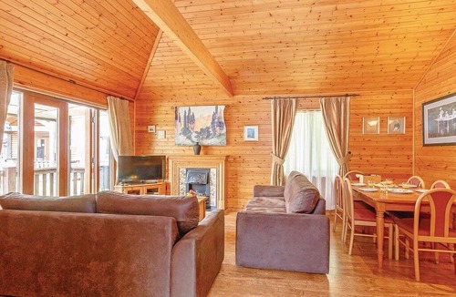 Tilford Cabin | 3 bedroom accommodation in Tilford, Farnham
