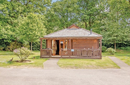 Tilford Cabin | 3 bedroom accommodation in Tilford, Farnham