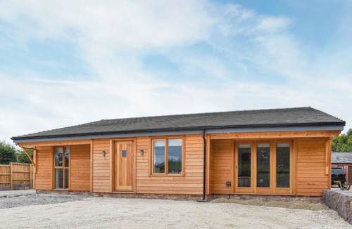 Irby Cottage | 3 bedroom accommodation in Greasby, Wirral