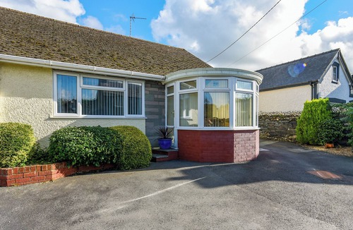 Bryn-crug Cottage | 3 bedroom accommodation in Tywn