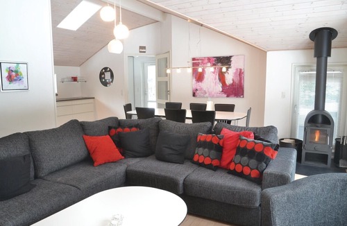 Skygge House | 3 bedroom accommodation in Give