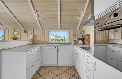 Flovt Strand House | 3 bedroom amazing home in Haderslev