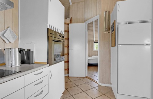 Flovt Strand House | 3 bedroom amazing home in Haderslev