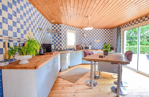 Carrouges House | 3 bedroom amazing home in Carrouges